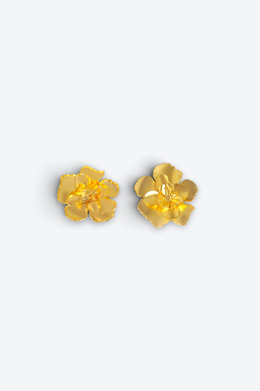 FLORAL BROOCH