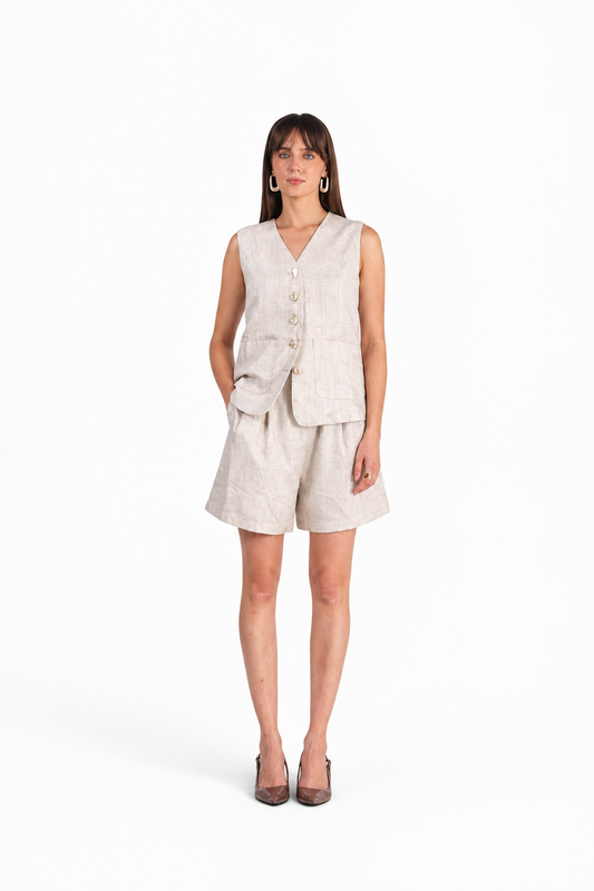 Key Detail Vest & shorts set